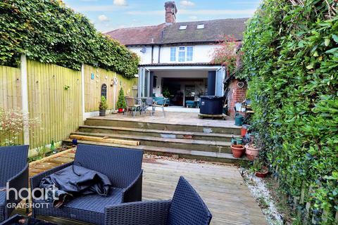 3, Longdown Cottages Hindhead Road, Hindhead, GU26 6BB