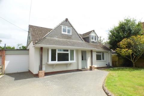 4 bedroom detached house to rent, Four bedroom detached property in Woodbury Salterton