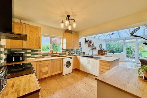 3 bedroom detached bungalow for sale, Springfield Road, Plymouth PL9