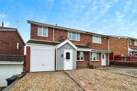 4 bedroom semi-detached house to rent, 27 Brelades Close, Dudley, DY1 2UZ