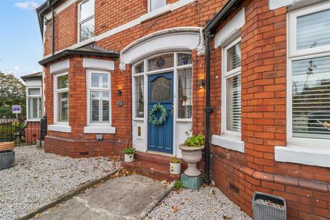 4 bedroom terraced house for sale, Chester Road, Walton, Warrington