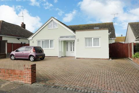 3 bedroom detached bungalow for sale, David Avenue, Cliftonville, CT9