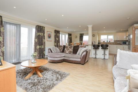 19 David Avenue, Cliftonville, Margate, CT9 3DU