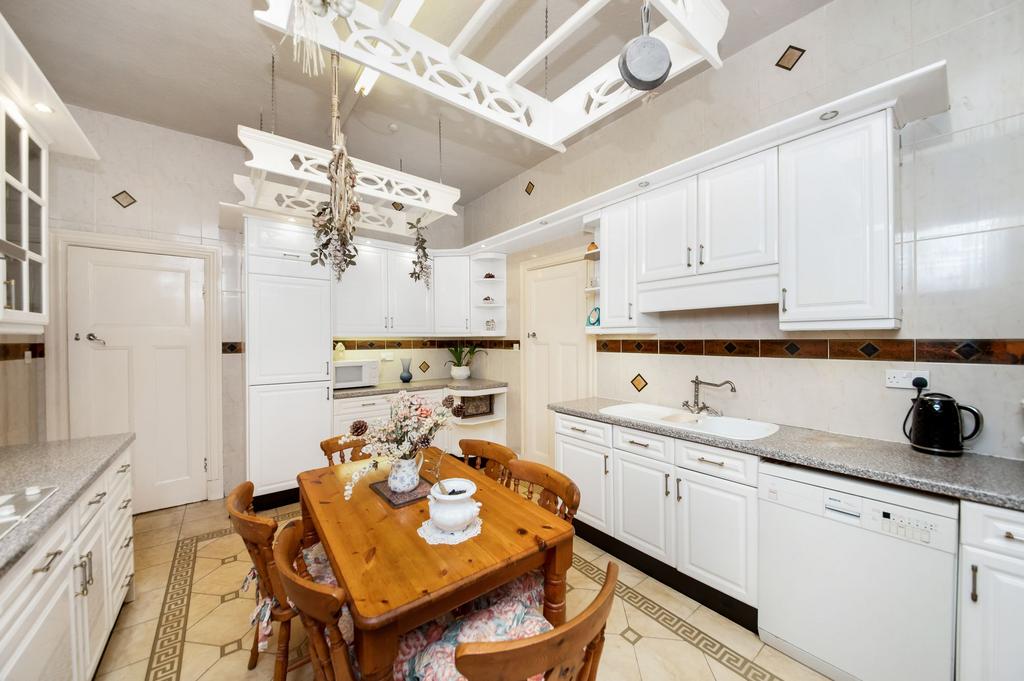 Breakfast kitchen
