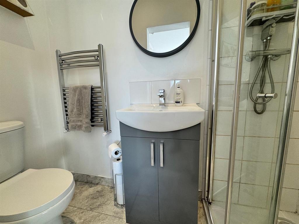 En suite shower/wc