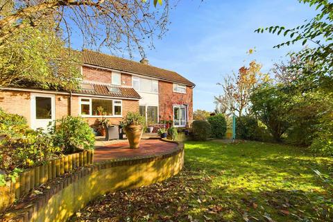 5 bedroom detached house for sale, Virginia Gardens, High Wycombe HP14