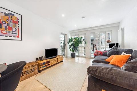 2 bedroom apartment to rent, Ravensbury Terrace, SW18