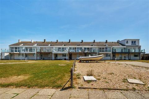 3 bedroom terraced house to rent, Marineside, Bracklesham Bay, Chichester, PO20