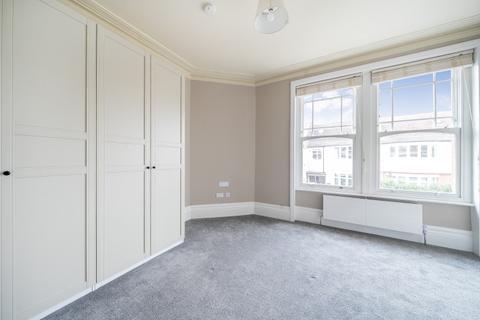 3 bedroom apartment to rent, Muswell Hill Broadway London N10