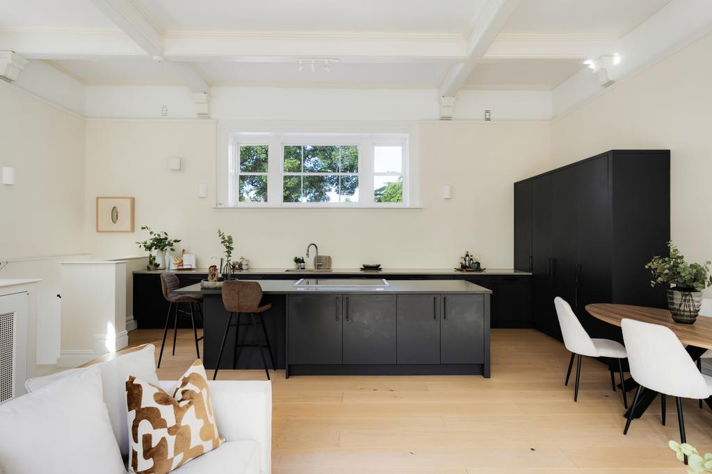 Shaker and May Kitchen