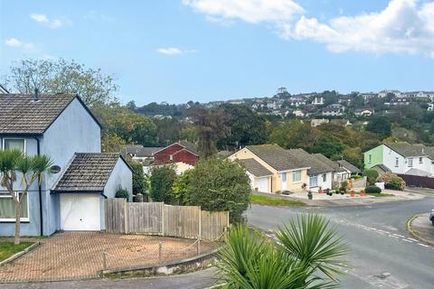 172 Longfield, Falmouth, TR11 4ST