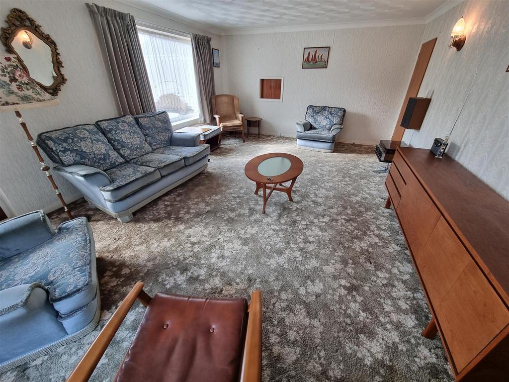 Lounge 2
