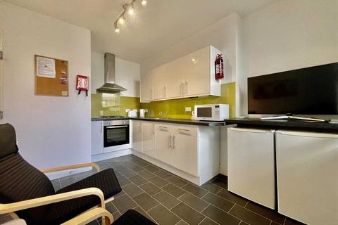 2 bedroom apartment to rent, Camden Street, Plymouth