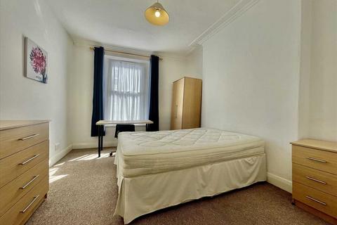 2 bedroom apartment to rent, Camden Street, Plymouth