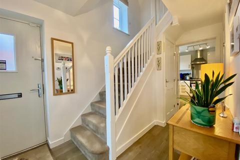 1 Barnsdale Drive, Hampton Gardens, Peterborough, PE7 8LD