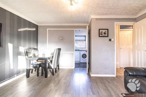 1 bedroom flat for sale, Gaywood, Basildon SS15