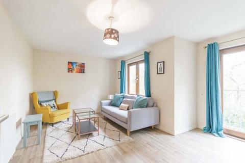 2 bedroom flat to rent, 1085L Northcote Street, Edinburgh EH11 2HL