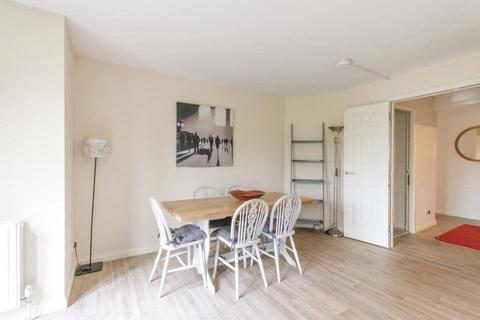 2 bedroom flat to rent, 1085L Northcote Street, Edinburgh EH11 2HL