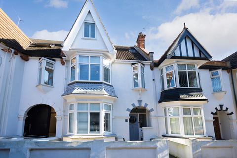 5 bedroom terraced house for sale, Leighton Avenue, Leigh-on-sea, SS9