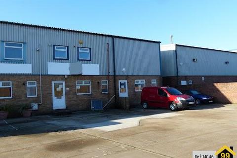 Warehouse to rent, Rudford Industrial Estate, Ford, Arundel, West Sussex, BN18