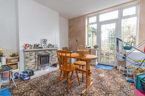 4 Ashdown Avenue, Leicester, LE3 6RA