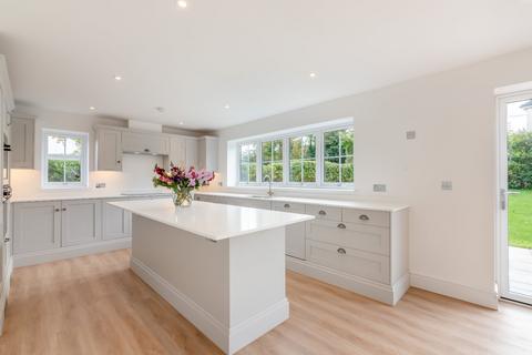 4 bedroom detached house for sale, Crownfields, Odiham, Hampshire