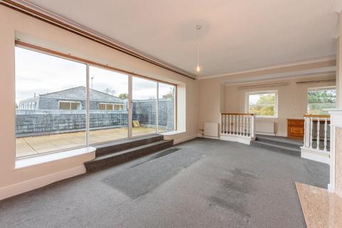 3 bedroom penthouse for sale, 1/7 Wyvern Park, The Grange, Edinburgh, EH9