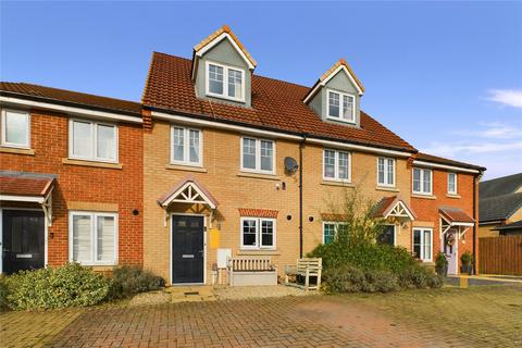 3 bedroom terraced house for sale, Dunnock Close, Guisborough