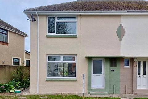 2 bedroom semi-detached house to rent, Glebelands, Hakin, Milford Haven, Pembrokeshire, SA73