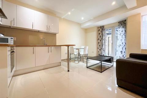 1 bedroom apartment to rent, Fursecroft Court, Marylebone, W1H