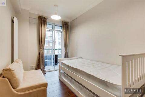 3 bedroom apartment to rent, Gloucester Place, London NW1