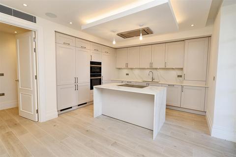 3 bedroom apartment for sale, Barnet Lane, Elstree