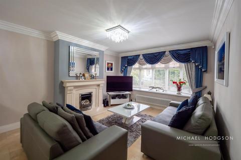 72 Highside Drive, Sunderland, SR3 1UL