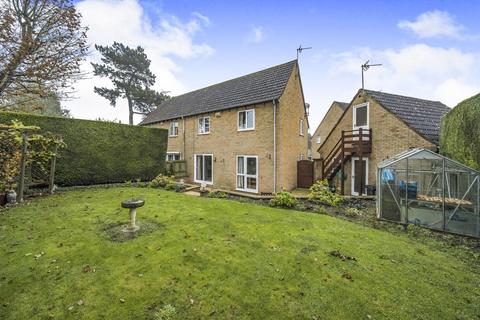 3 bedroom semi-detached house for sale, Roberts Close, Cirencester, Gloucestershire, GL7