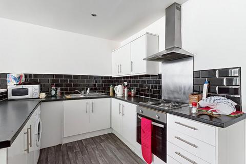 5 bedroom flat to rent, Smithdown Road, Liverpool