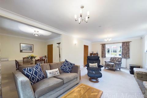 27 West Hill, South Croydon, CR2 0SB