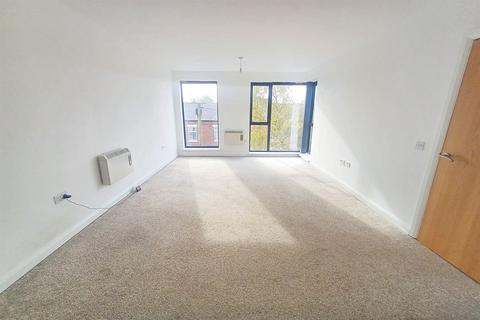 2 bedroom flat to rent, Droylsden M43