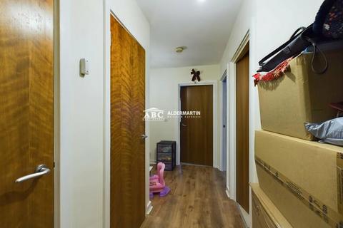 2 bedroom flat for sale, 90 Great North Way, , Hendon, London, ., NW4 1HE