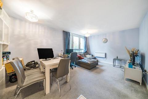 1 bedroom flat for sale, Phoenix Way, Wandsworth