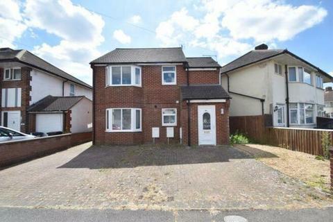 1 bedroom maisonette for sale, Turners Road South, Luton, LU2