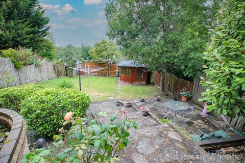 3 bedroom detached house for sale, Vivian Close, Oxhey Hall