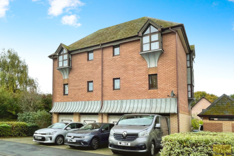 2 bedroom townhouse for sale, Butlers Walk, Crews Hole, St. George, Bristol