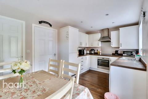18 Brent Close, Derby, DE22 4GW