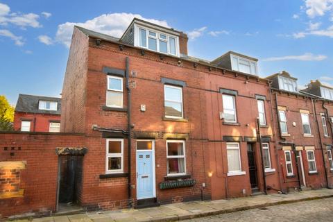 2 bedroom terraced house for sale, Vicarage Avenue, Leeds, West Yorkshire