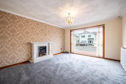 4 bedroom detached house to rent, Dunvegan, Glenmavis