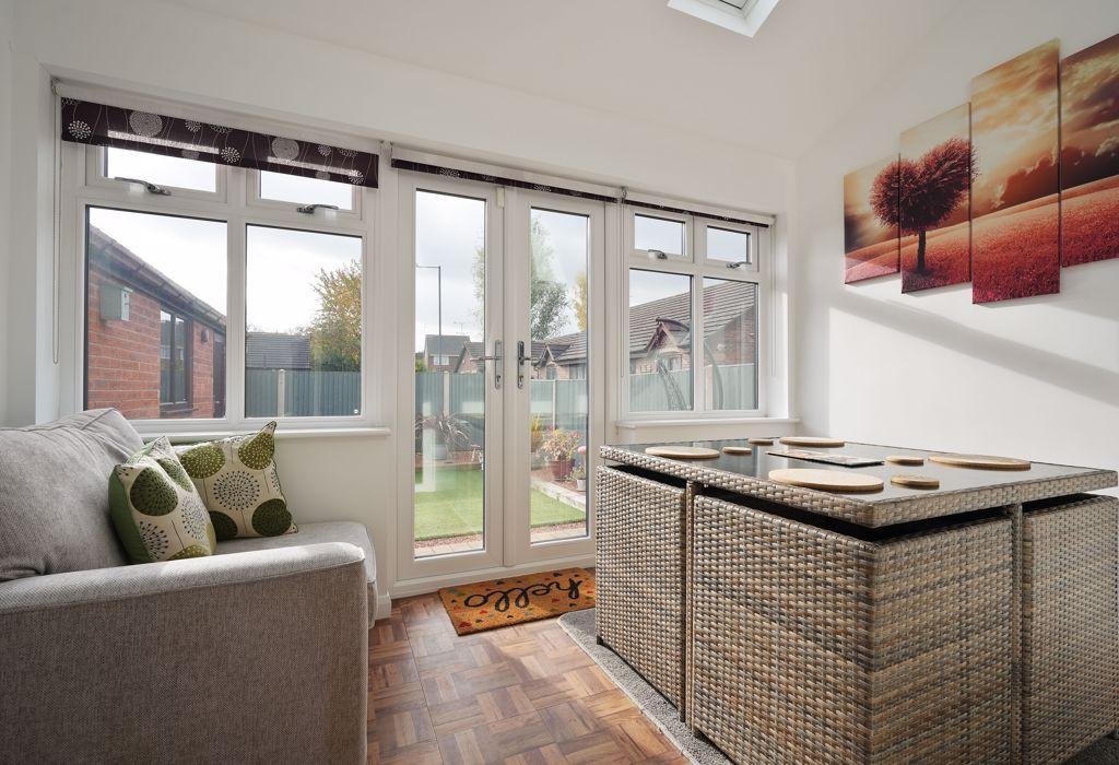 Dining Room/ Sun Room