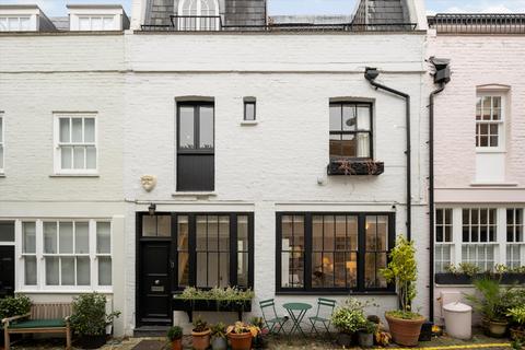 4 bedroom terraced house for sale, Kynance Mews, South Kensington SW7