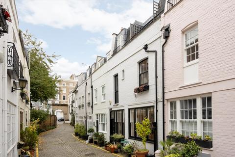 4 bedroom terraced house for sale, Kynance Mews, South Kensington SW7