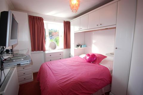 2 Wellgarth, Halifax, HX1 2BJ