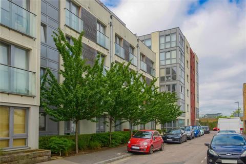 1 bedroom apartment for sale, Garden Road, Richmond, TW9